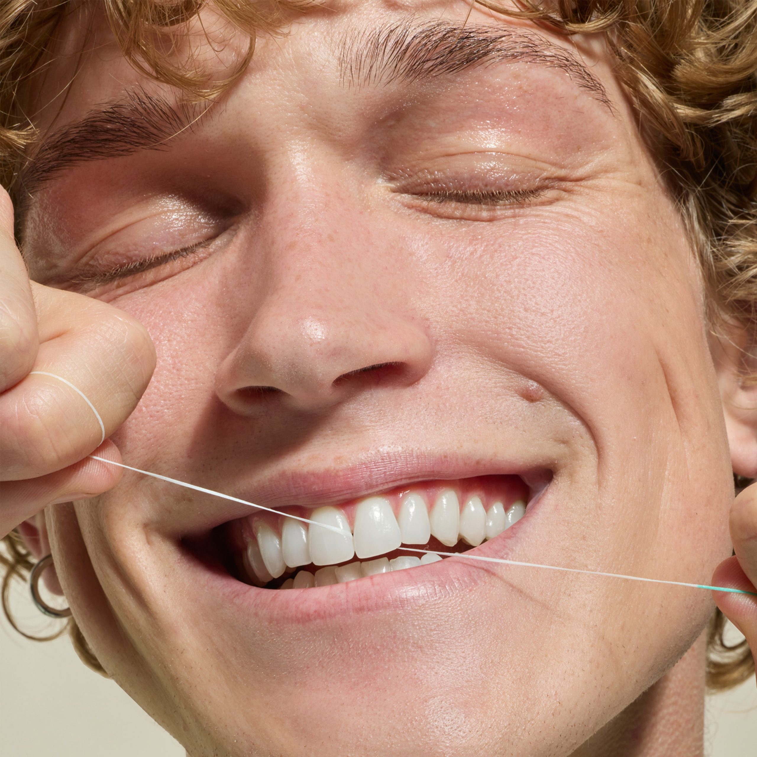02_FlossString_PDP_Carousel_Refill.jpg